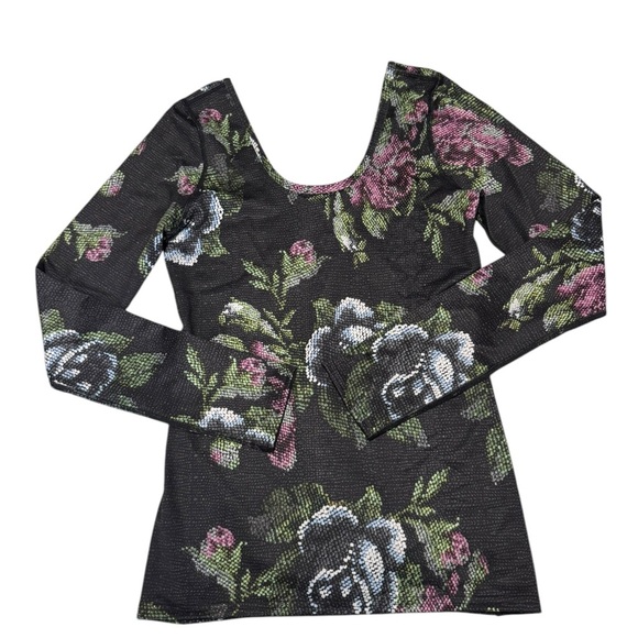 LULULEMON - Scoop Back Long Sleeve
Garden Party Smooth Silver Multi  Size 8 - Picture 3 of 8